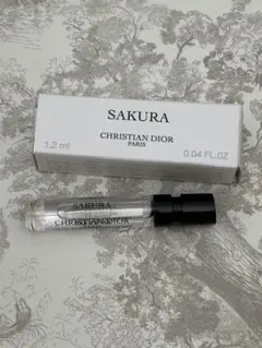 Christian Dior Sakura 香水 1.2ml サンプルのサムネイル