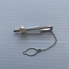 Item thumbnail for item 40025715-4a82-4130-89e8-763cc86e6c0c