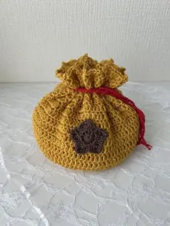 ベル袋風巾着ポーチ　かぎ針編み　ハンドメイド