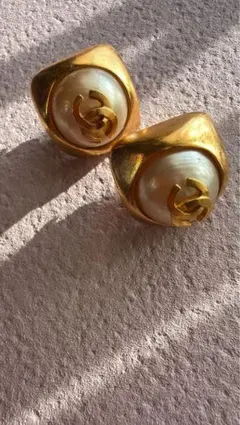CHANEL ヴィンテージ　パール ピアス