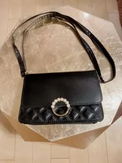 SHEINキルティング ブラック ショルダーバッグ