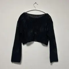 GU　レディース用ニット　クロップド丈　長袖　黒