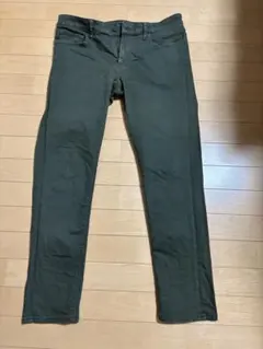 UNIQLO ユニクロ　ストレッチスキニーフィットカラージーンズ　オリーブ　33