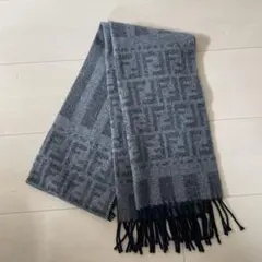 Fendi グレーウールマフラー