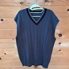 ダークグレー Vネック ニットベスト L