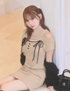 【新品タグ付き】michellMacaron オフショルフードミニワンピ