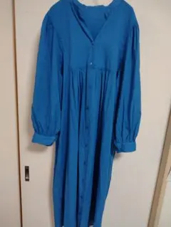 レプシィムのブルーのワンピース