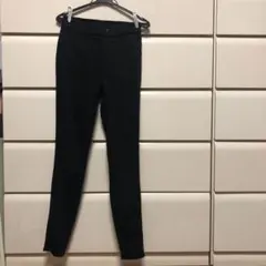 ユニクロ　レギンスパンツ　黒　S