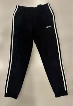 adidas 黒 ロングパンツ サイドストライプ
