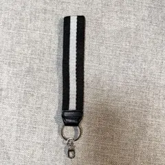 Meravel ミーラベル　ストラップ　黒×シルバー