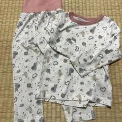 西松屋　パジャマ　長袖　90