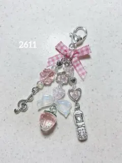 ビーズキーホルダー ピンク 苺 韓国 平成 y2k コレクトブック