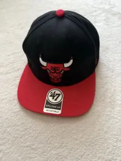 スナップバックキャップ