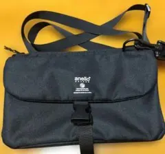 アネロ　ショルダーバック　黒