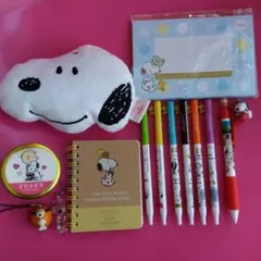 SNOOPY ★平成レトロ　文房具セットキーホルダー　ポーチ