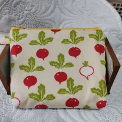 赤カブ柄ポーチハンドメイド