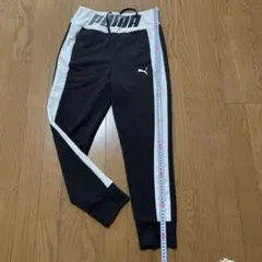 PUMA ブラックジャージパンツ Sサイズ
