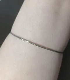 Textured Silver Tone テクスチャー入りシルバートーンバングルのサムネイル