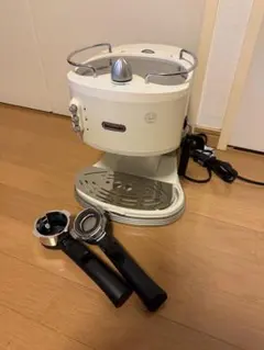 デロンギ エスプレッソ・カプチーノメーカー Mod.EC200Nマグカップ