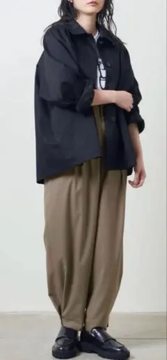 ユナイテッドアローズ ワイドパンツ