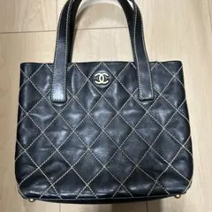 CHANEL ブラック キルティング ハンドバッグ
