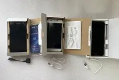 ト*イ様 T*n様 スマホ３台、元箱・取説付：おまけ未使用品付のサムネイル