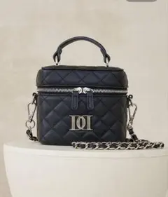 ダーリッチ Darich【シルバーパーツ】キルティングスクエアミニバッグ BLK