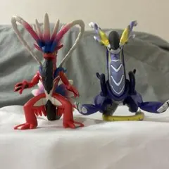 コライドン　ミライドン　モンコレ　フィギュア　セット