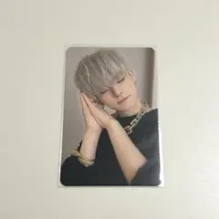 ヨシ Night Garden トレカ