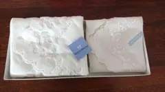 【未使用】WEDGWOOD 刺繍入り ホワイト ハンカチ タオル 2枚セット