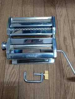 Item thumbnail for item 8206269f-4a7a-4b9f-a4db-e1c2713f6963