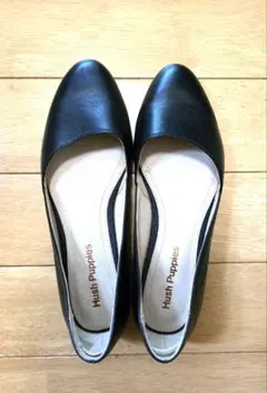 【新品】Hush Puppies フラットパンプス 黒 ハッシュパピーのサムネイル