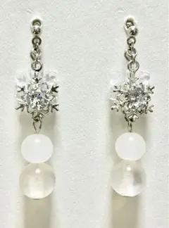No.104 雪　結晶　雪だるま　ピアス　イヤリング