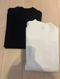 【セット】Uniqlo U ブラッシュドモックネックTシャツ　2025 黒、白
