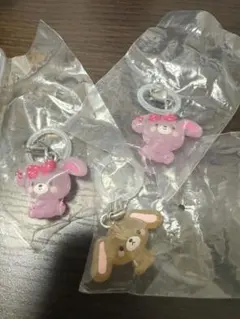 サンリオゆるっとめじるしアクセサリー くろうさ　ぼんぼんりぼん×2