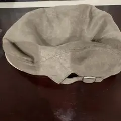 グレー スエード