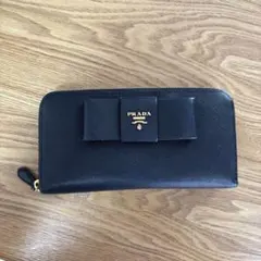 PRADA サフィアーノ リボン ラウンドファスナー 長財布のサムネイル