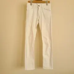 Item thumbnail for item 197453a9-3399-4fb8-a2b4-57ff90637c0e