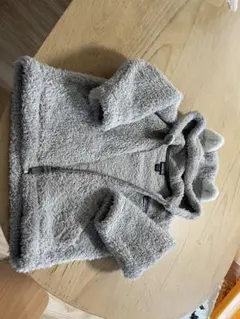 patagonia フード付きジャケット 12-18M グレー