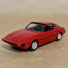 リアルX マツダ サバンナ RX-7（SA22C）1/72 スケール レッドのサムネイル