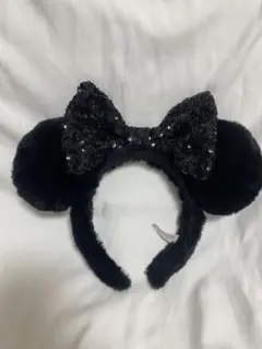 ディズニー　ミニー　カチューシャ　ブラック　ファー　ふわふわ　リボン　黒