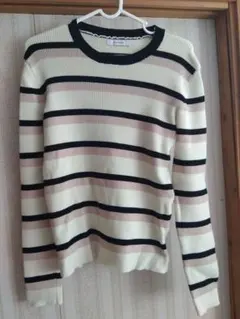 ジーナシス　トップス