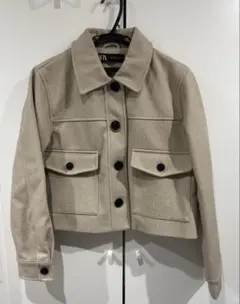 ZARA ベージュ ショートジャケット