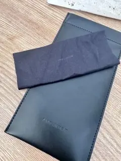 サンローラン　サングラスケース
