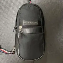 TOMMY HILFIGER ショルダーバッグ ブラック