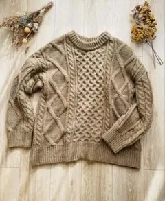 モカ色ケーブル編み ニットセーター Fサイズ(1/3に処分予定)