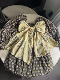 スモッキング刺繍のベビードレスと小もの 隈元順子 - メルカリ