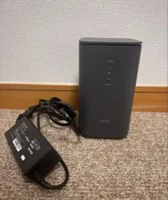 美品docomo home5G HR01 無線LANルーター