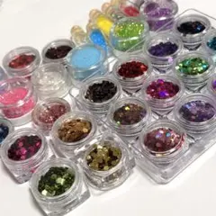 Shu Uemura ネイルアート用ホログラム　ラメグリッターセット　32色