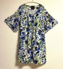 アーバンリサーチロッソ　花柄ワンピース　青系　涼しげ
